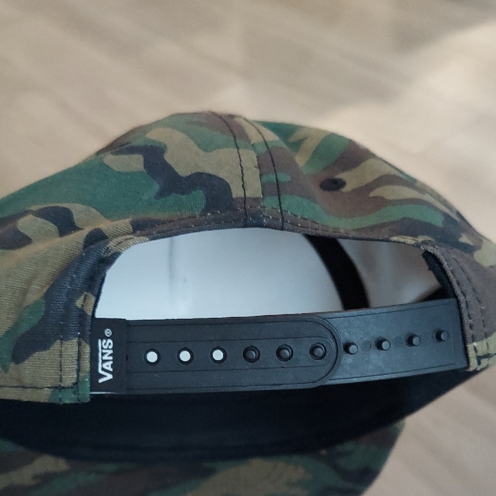 Vans Green and Brown Camo Cap - Picture 2 of 6
